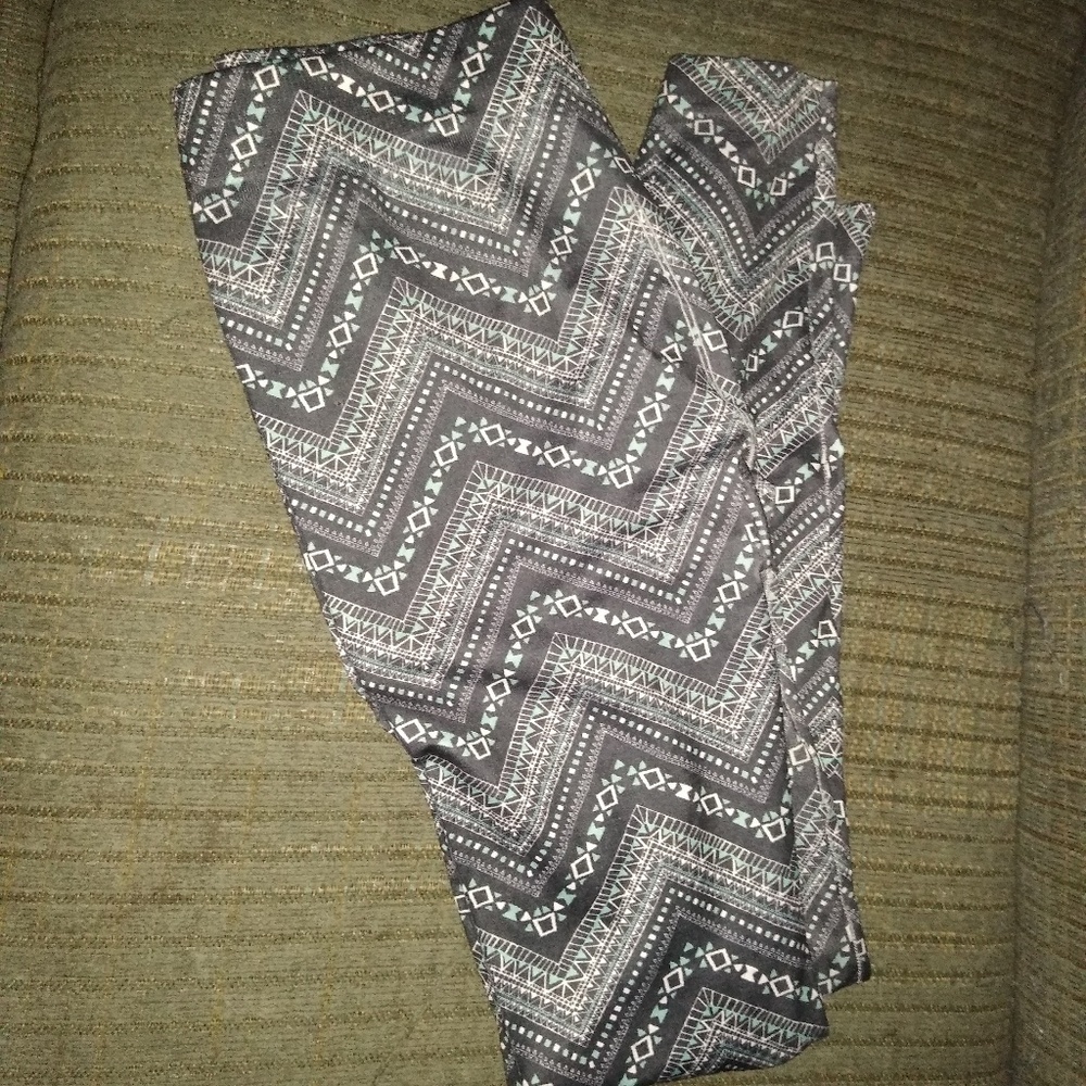 No boundaries tribal leggings